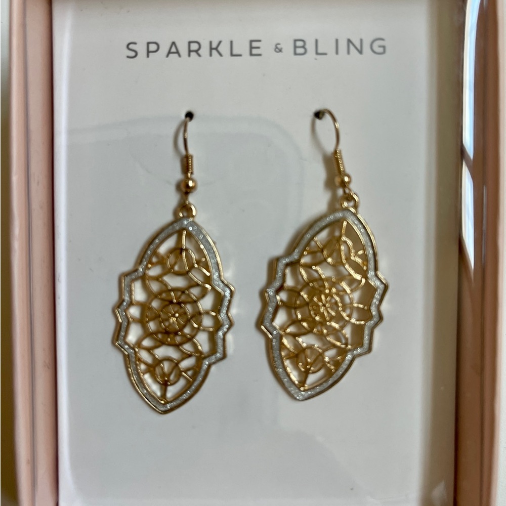 ✅NEW “Sparkle & Bling” Dangling Earrings